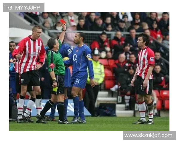 英格兰足球队备战欧洲锦标赛,南安普顿3名球员入选阵容